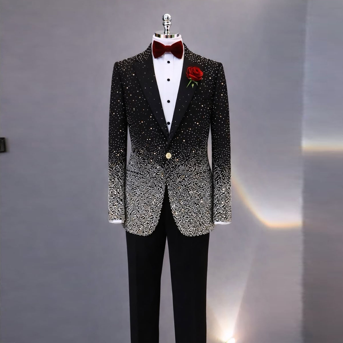 Slim Fit Blazer Men - ハンサムなラインストーンダイヤモンドメンズスーツ2ピースセットスリムフィット新郎タキシード男性用ブレザー誕生日結婚式男性服カスタマイズ