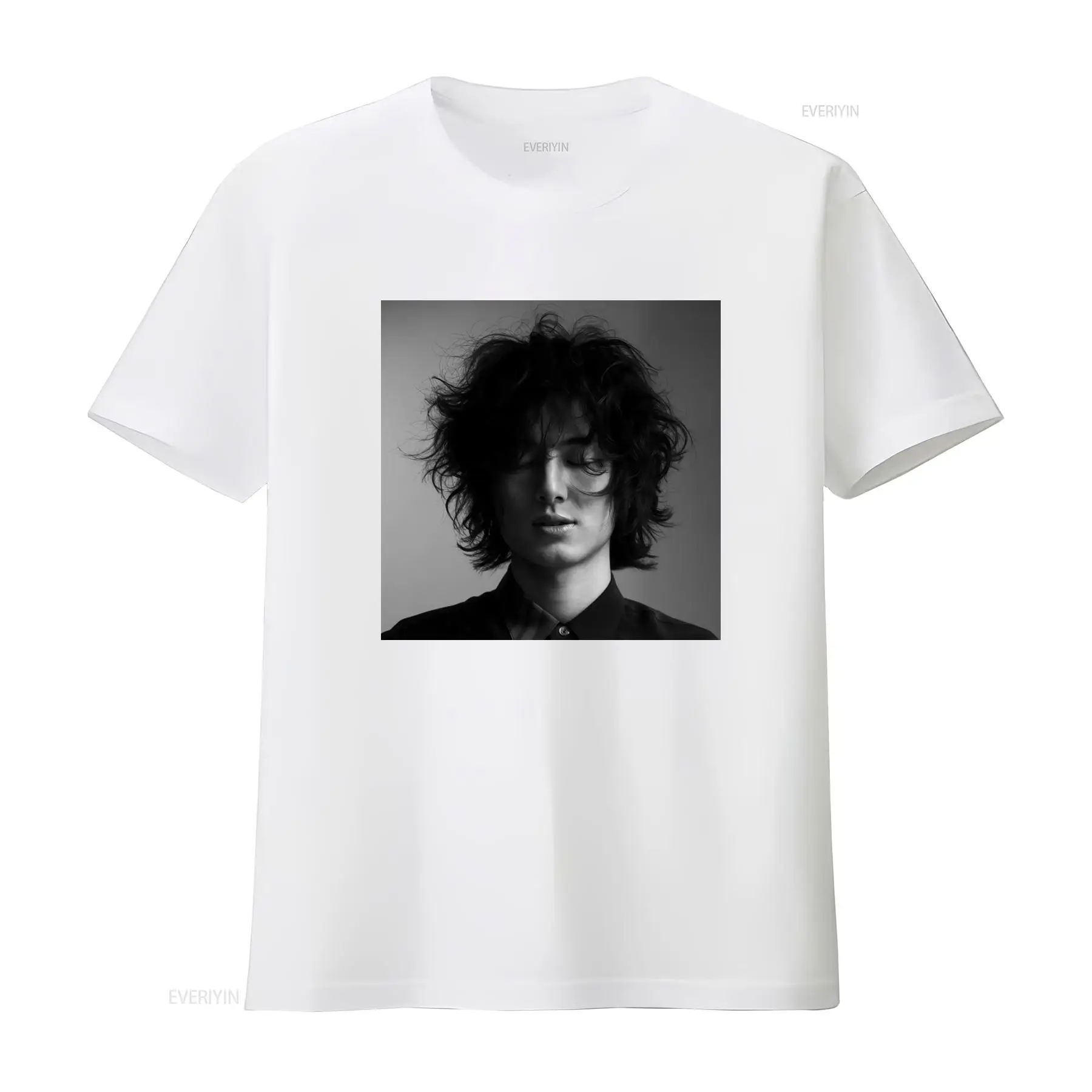 フジイカゼにインスパイアされたクラシックTシャツ、ヘルプ・エ - Mens Fashion Help のレビューと価格